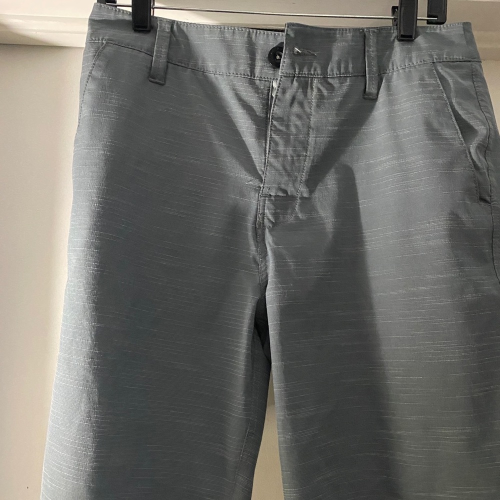 17th street hybrid shorts
